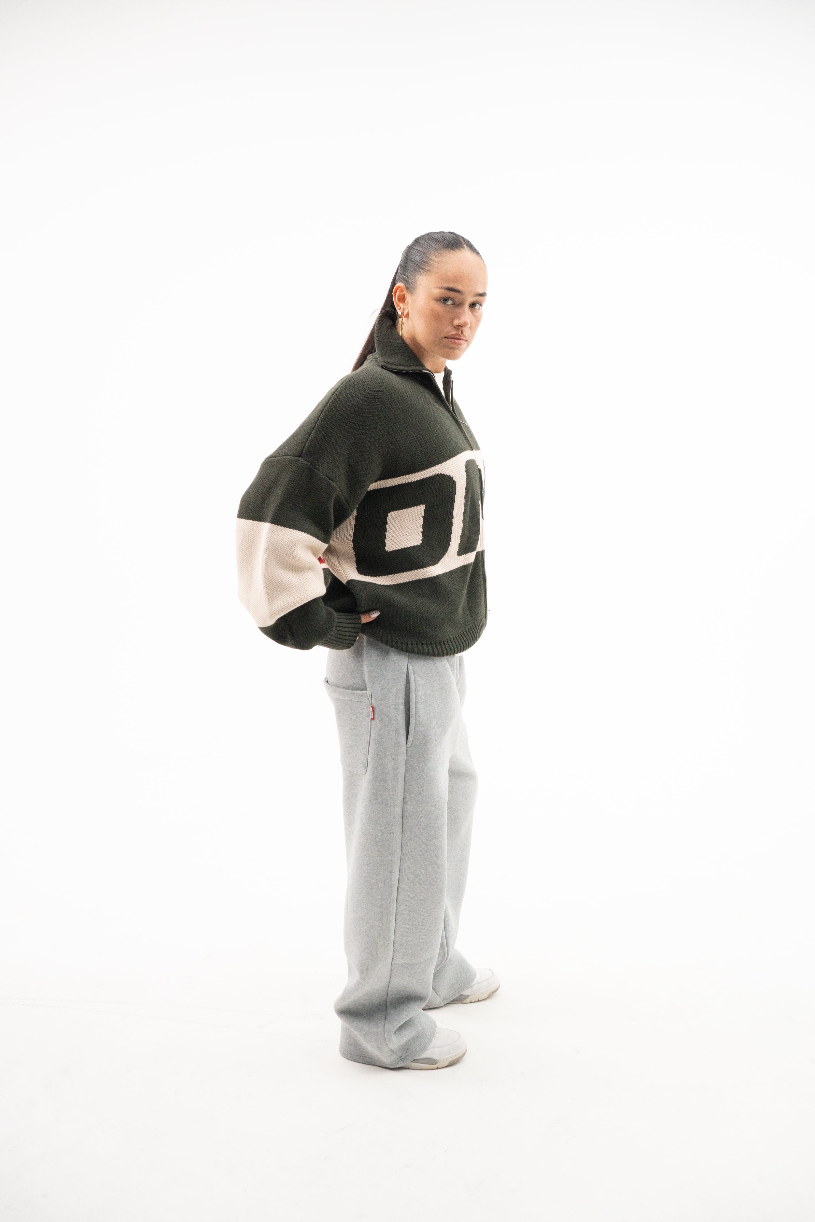Dnd Sweater